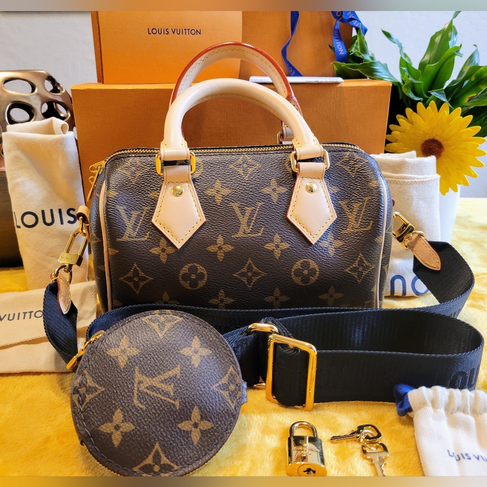 Limited Edition Speedy 25 monogram